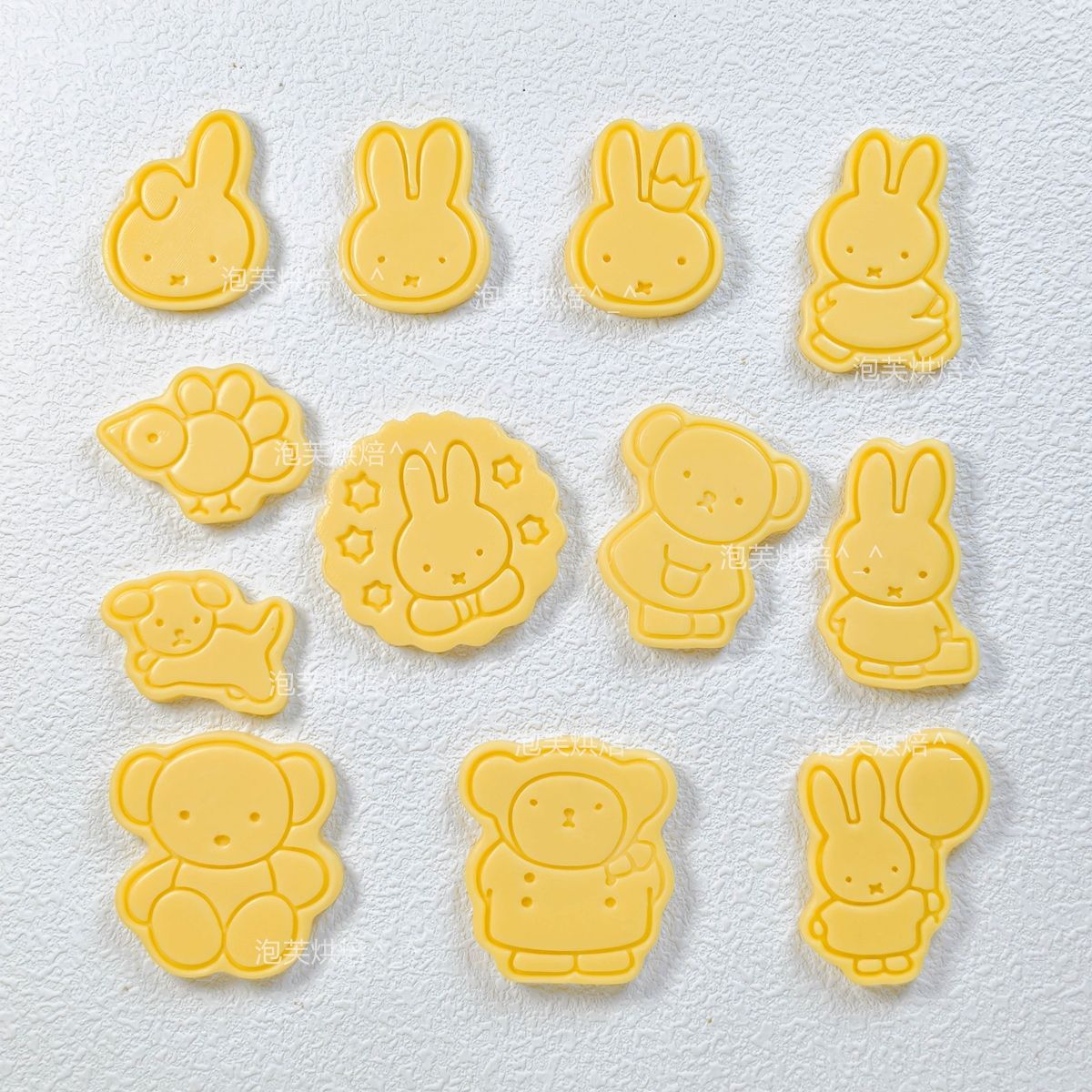 Cute 3D Press Cookie Mold with - đánh giá và giá Baking Kitchen Kids