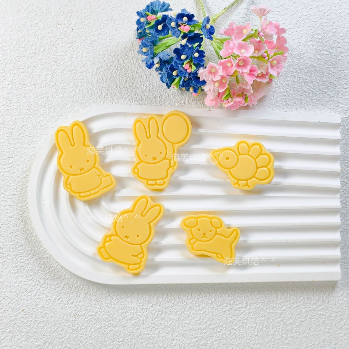 Cute 3D Press Cookie Mold with - đánh giá và giá Baking Kitchen Kids